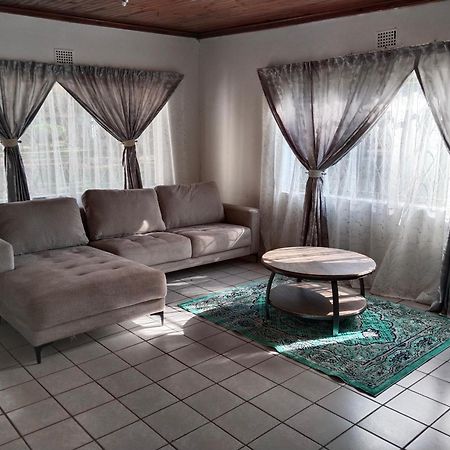 Oak Gardens Bed And Breakfast Newcastle Ngoại thất bức ảnh