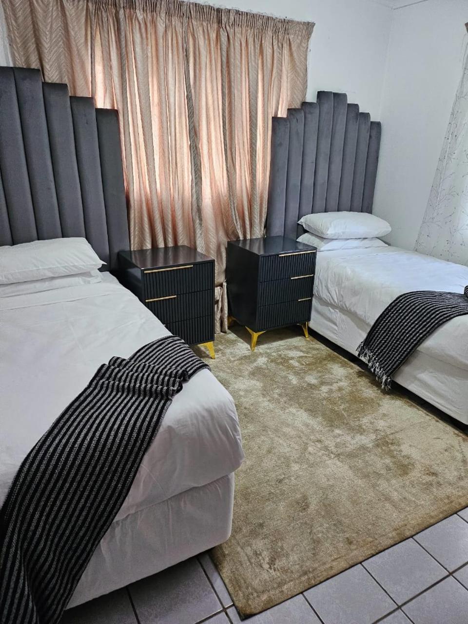 Oak Gardens Bed And Breakfast Newcastle Ngoại thất bức ảnh